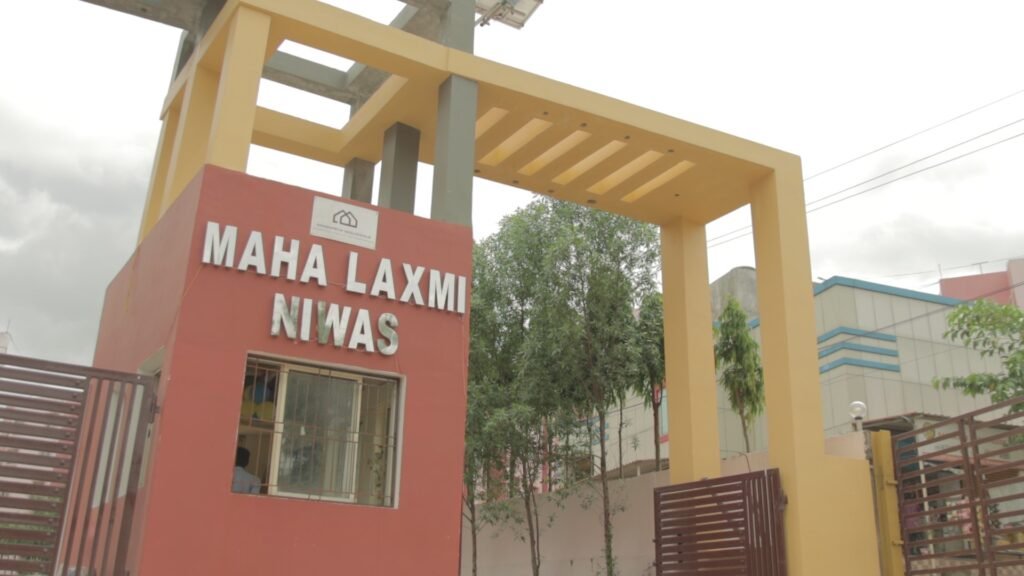 Mahalaxmi Niwas Entrance